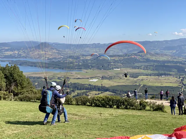 Foto de Parapente Paraíso en Bogotá